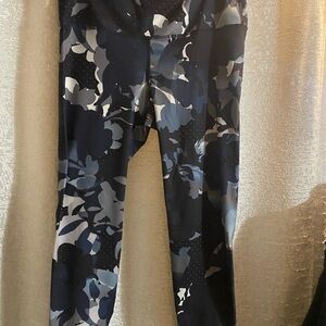 Floral Pattern Camo Leggings - Blue